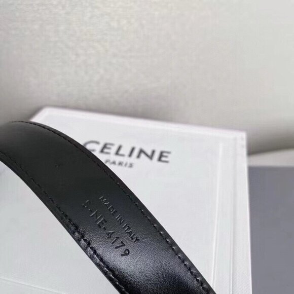 🧼Celine Black Leather Belt with Elegant Gold Hardware🧼 - Picture 6 of 7